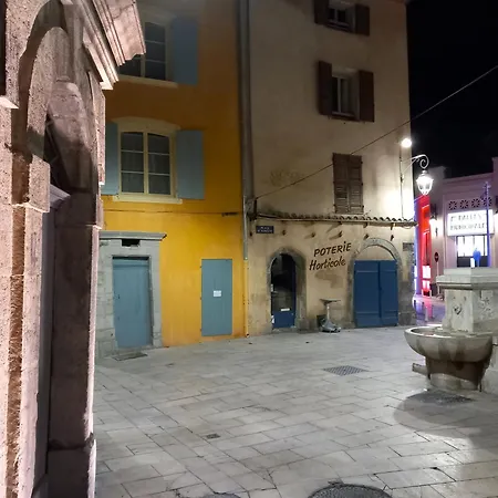 #2 # Place Charmante Appartamento